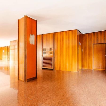 Luxury 2 Bedroom Apartament, Close To San Siro, Fiera And 10 Min Metro To Duomo Mediolan Zewnętrze zdjęcie